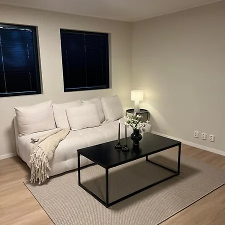 Luna - 7 Minutes From Oslo Airport! Apartament *